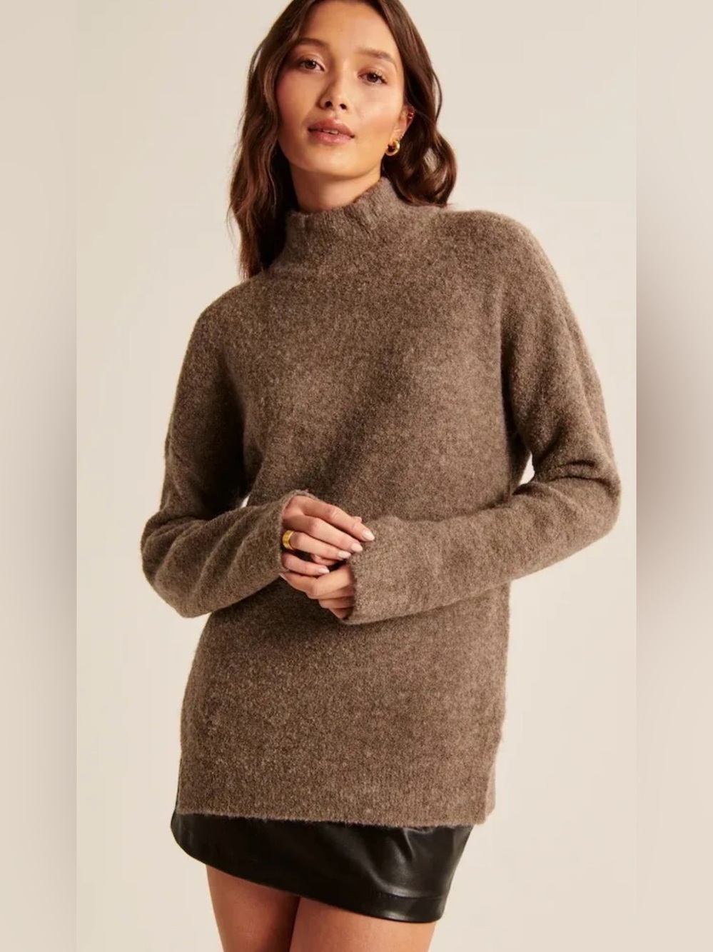 Abercrombie & Fitch Oversized Turtleneck Boucle Sweater In Taupe Size M